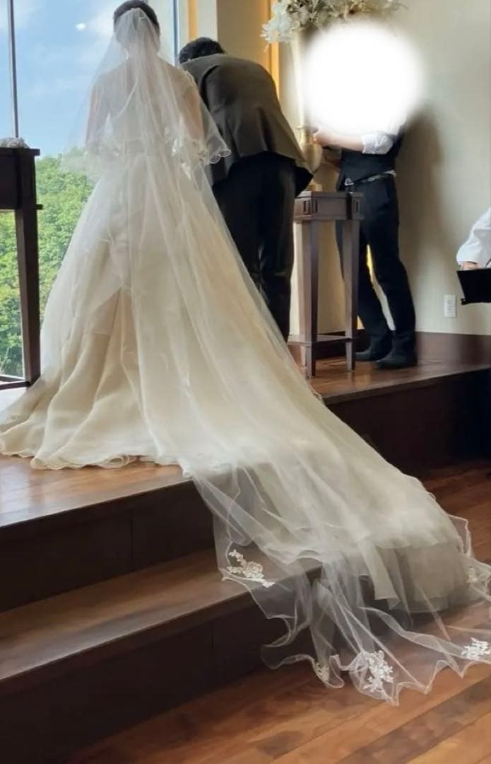 マイム　レース装飾付きロングウェディングベール