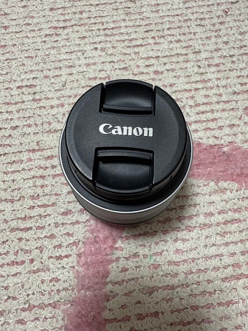 Canon EOS R50 ホワイト 2セットレンズ付きSDカード付き