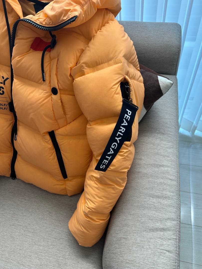 PEARLY GATES オレンジ系ダウンジャケット