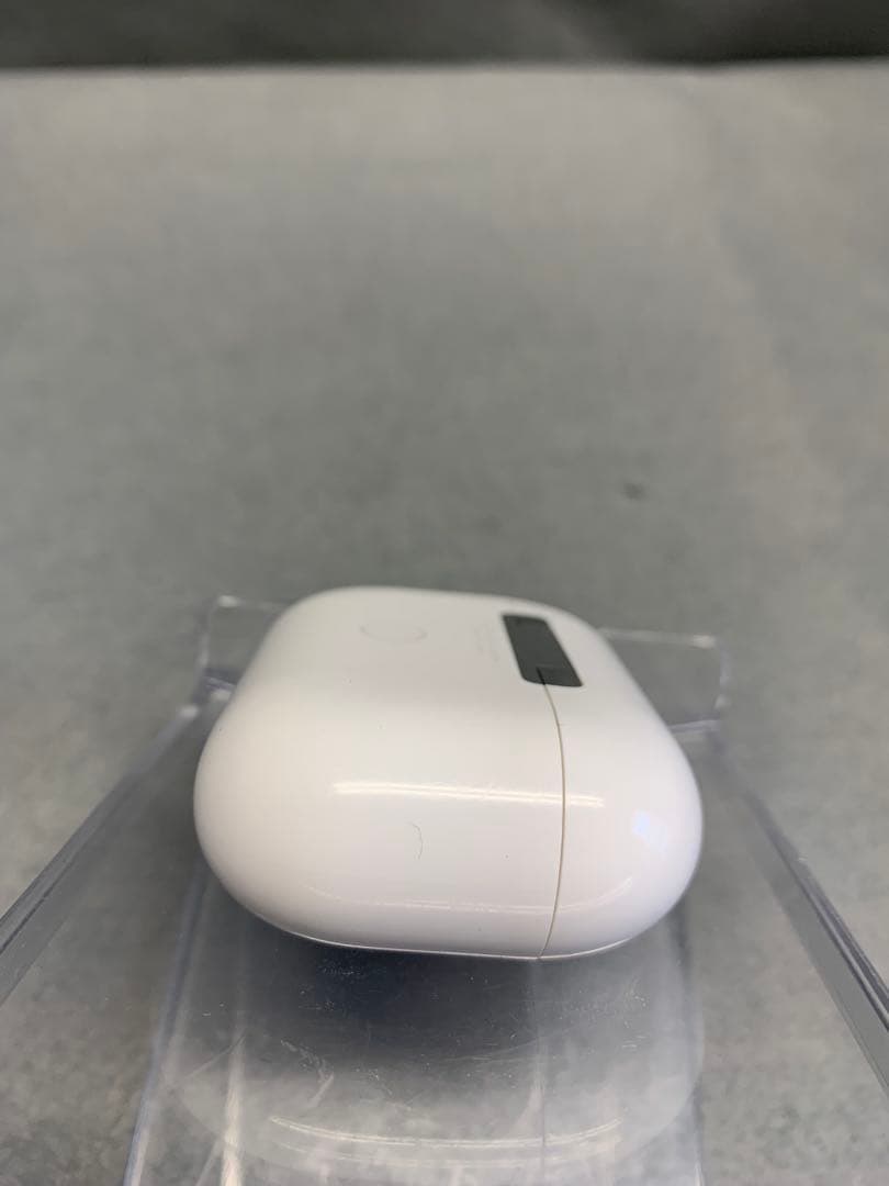 美品 AirPods Pro 第2世代 Lightning充電口