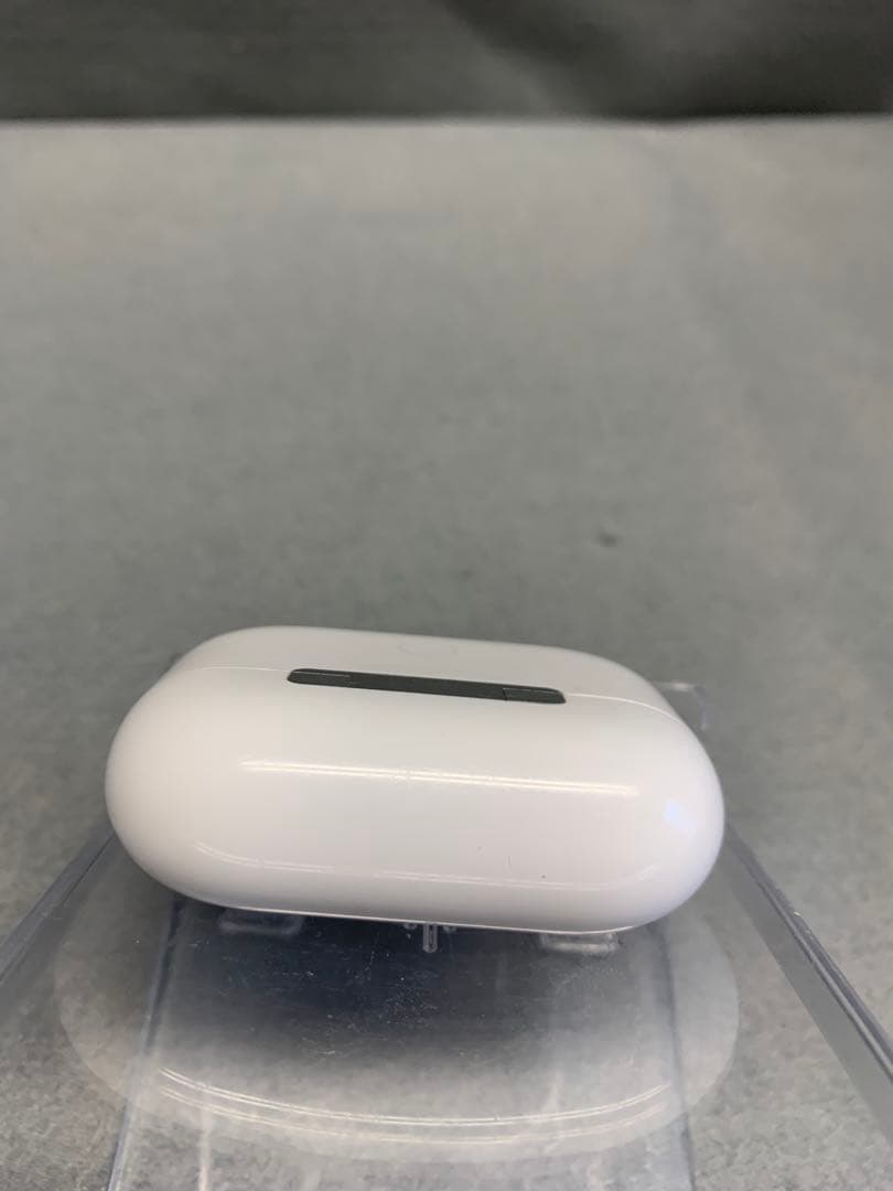 美品 AirPods Pro 第2世代 Lightning充電口