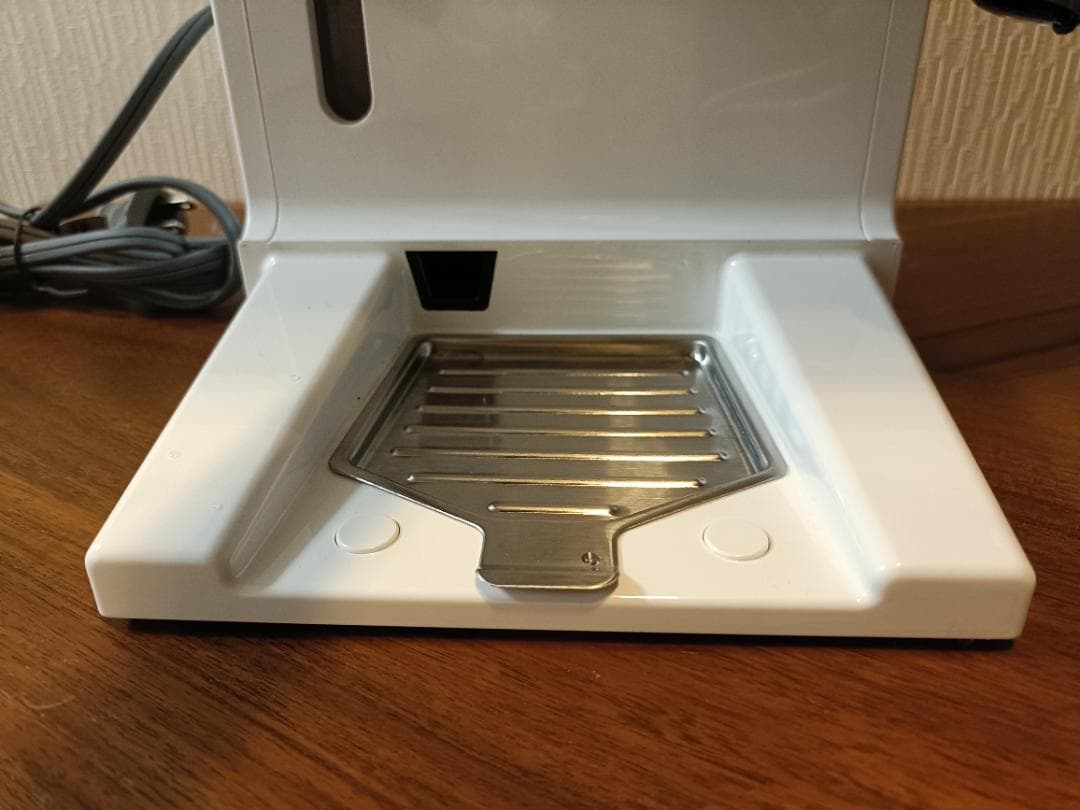 【****ゆ】デロンギ ECP3220J-W ホワイト