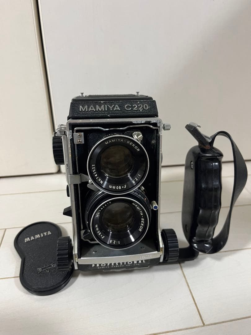 た*り様 MAMIYA C220 PROFESSIONAL 80mm F2.8