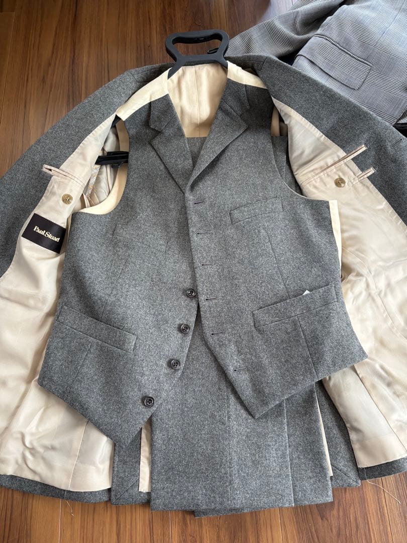ポールスチュアートPaulStuart スーツ スリーピース　グレー　秋冬