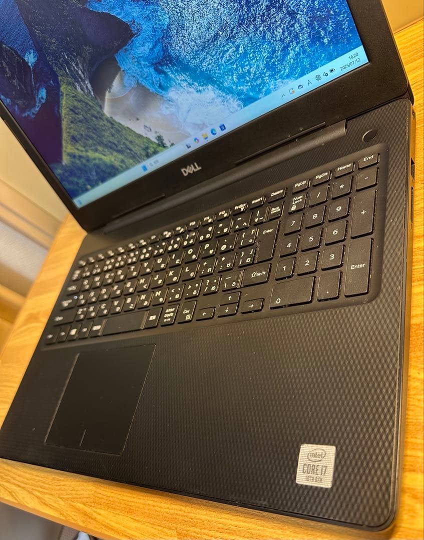 Dell Corei7, 大画面、 512Gb