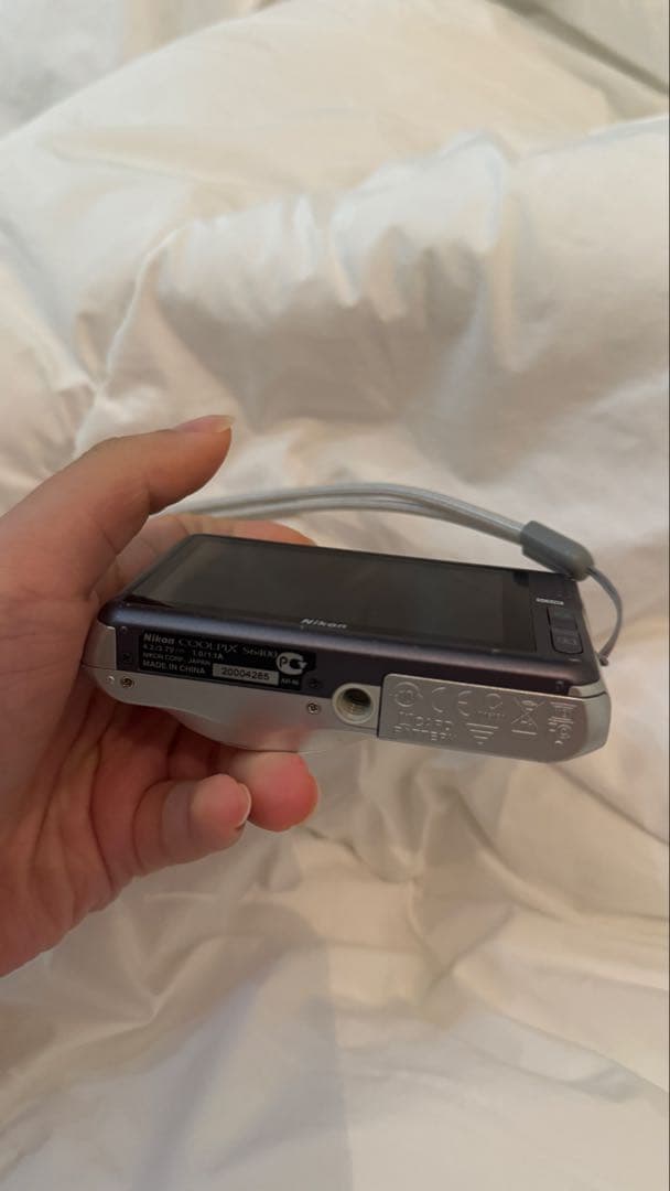 Nikon COOLPIX s 6400シルバー 12倍ズーム