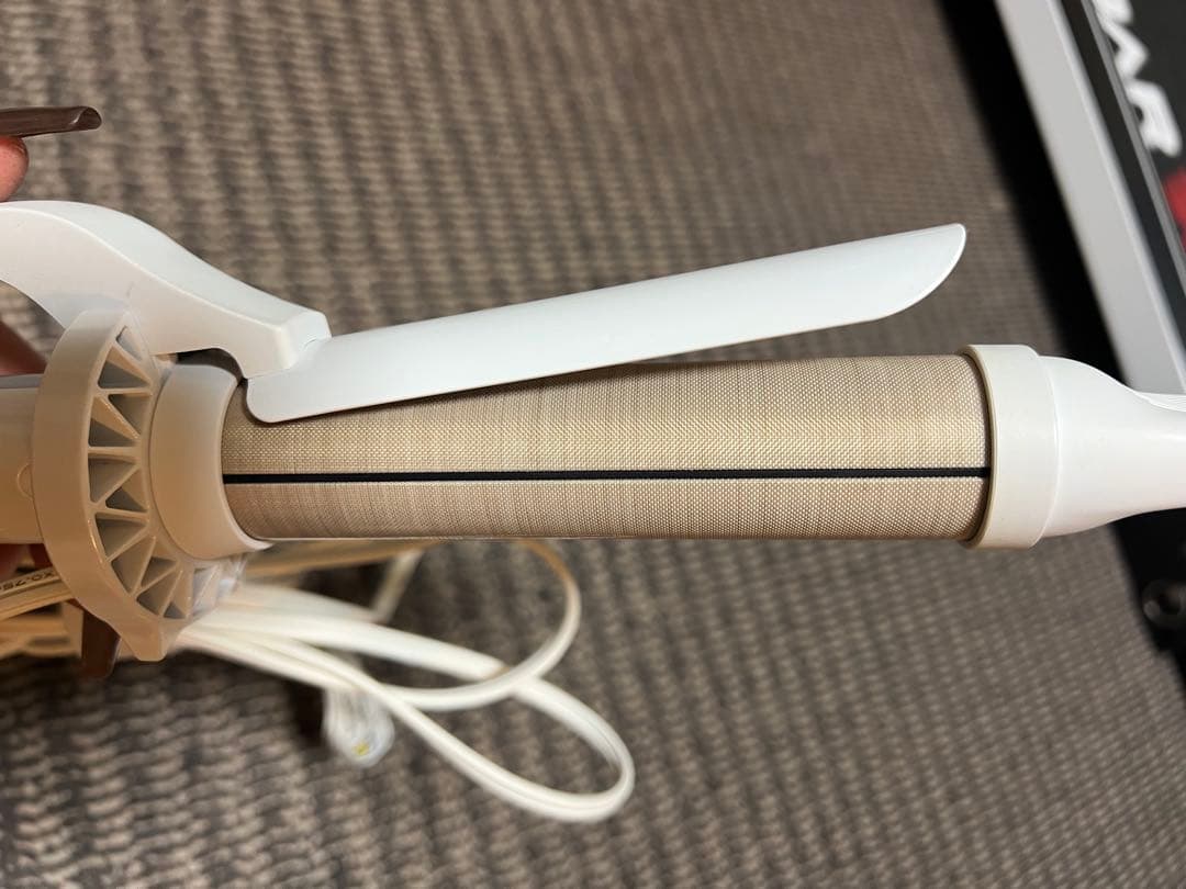 KINUJO カールヘアアイロン ホワイト　早いもの勝ち値下げ！