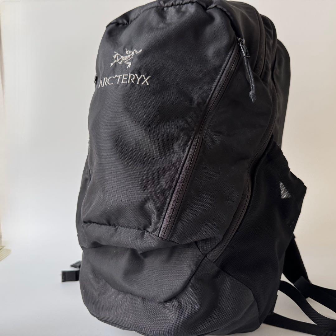 【美品】アークテリクス 旧型 マンティス26リュック ブラック