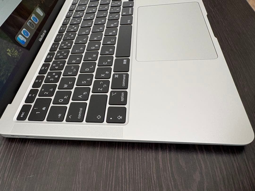 【Thu】MacBook/2020/13.3インチ/256GB/8GB