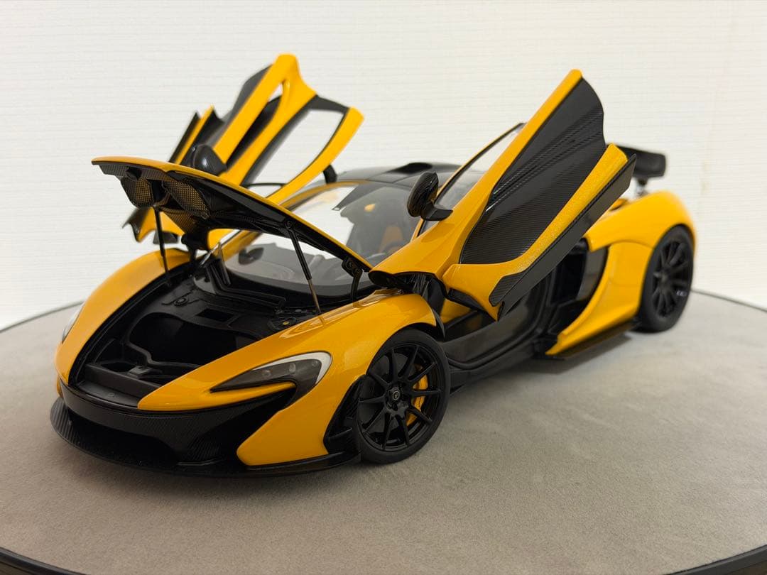 ミニカー AUTOart 1/18 MacLaren P1