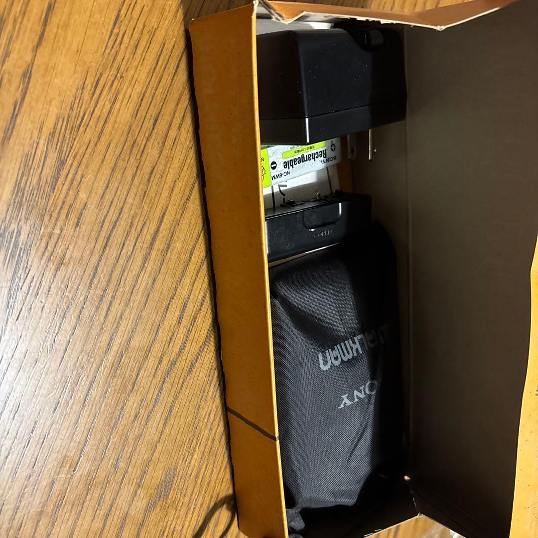 【（希少）箱・説明書付き】SONY ウォークマン　WM-FX822