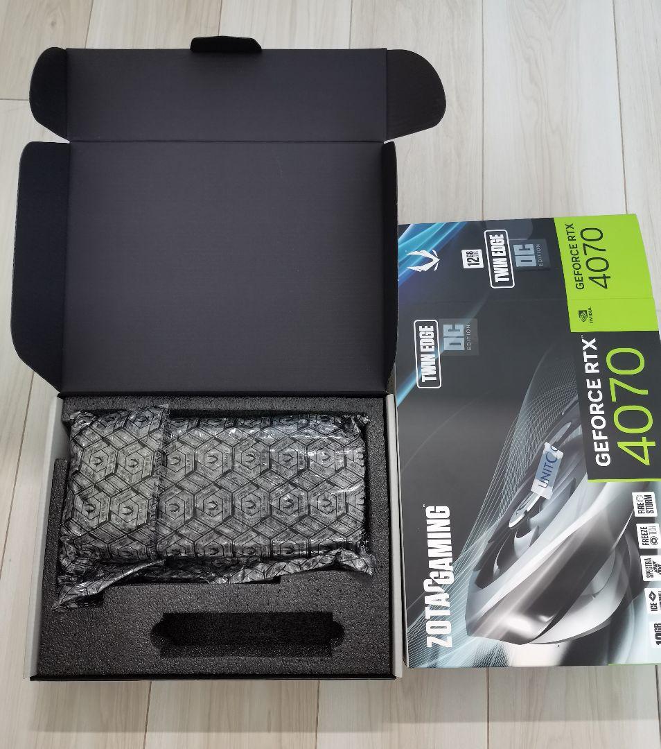 【超美品】 ZOTAC RTX4070 Twin Edge GDDR6X 12G