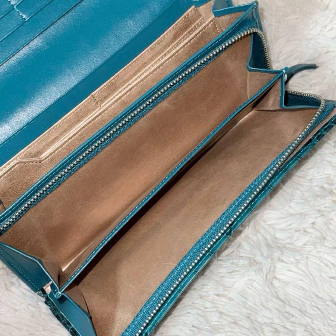 ⭐️新品未使用⭐️　Epoi　エポイ　クロコ型押し　長財布　ベルトストラップ