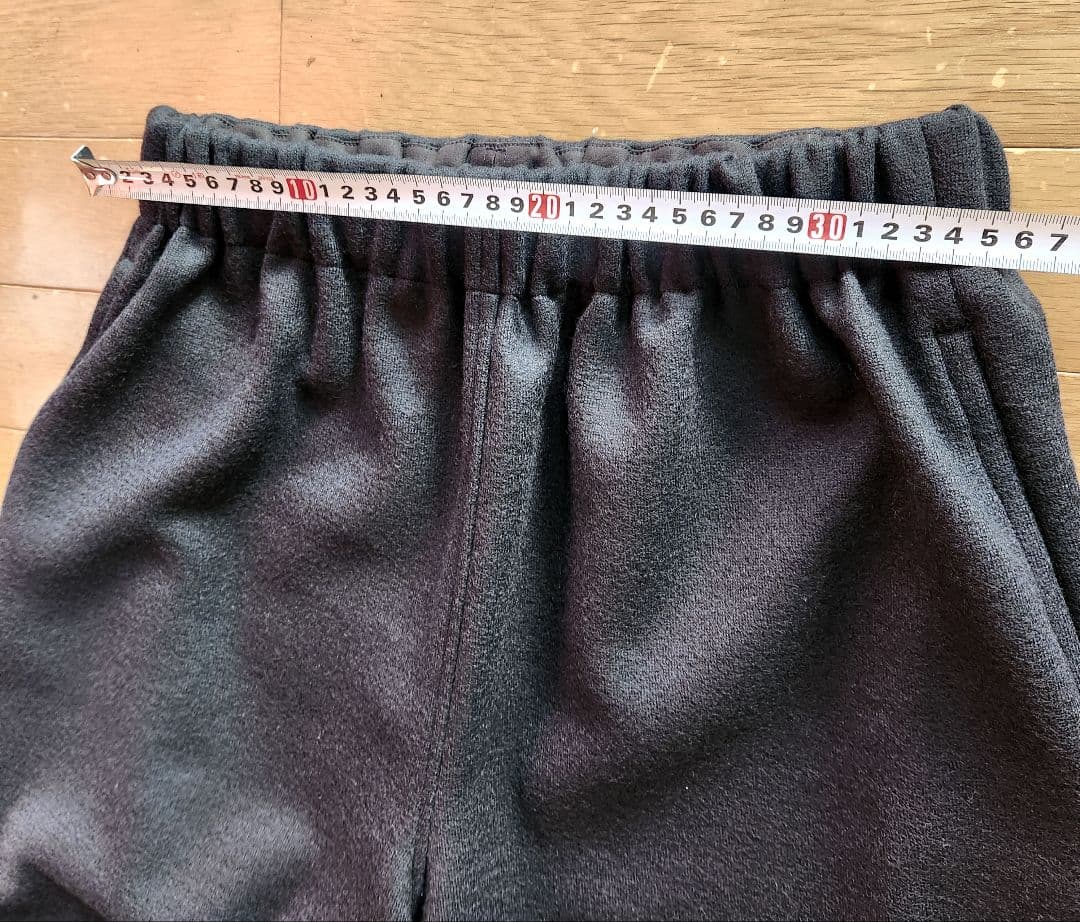 あーちゃん　バルーンパンツ　圧縮ウールニット黒