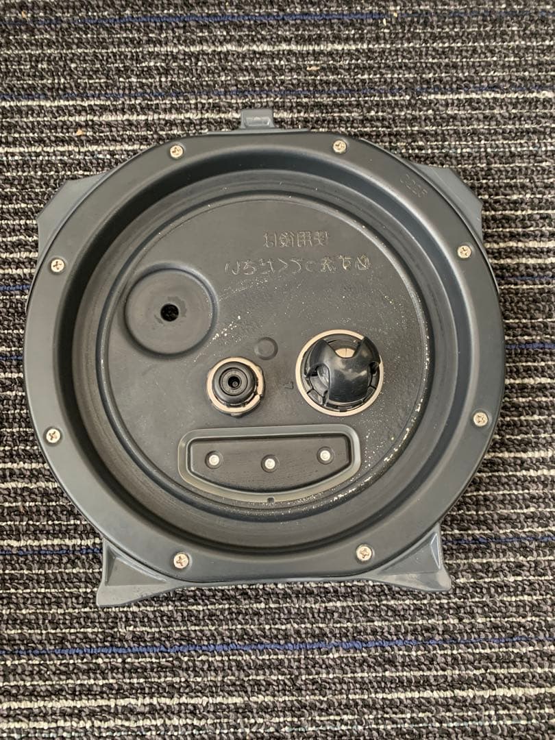 【象印】圧力IH炊飯ジャー5.5合炊き「炎舞炊き」NW-PH10E2（中中古品）