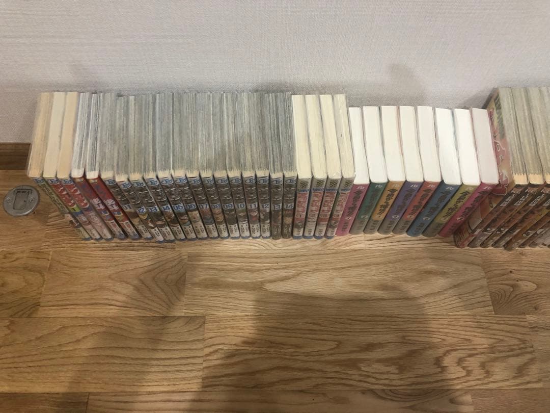 ア*ア様 漫画約400冊 透明カバー付き