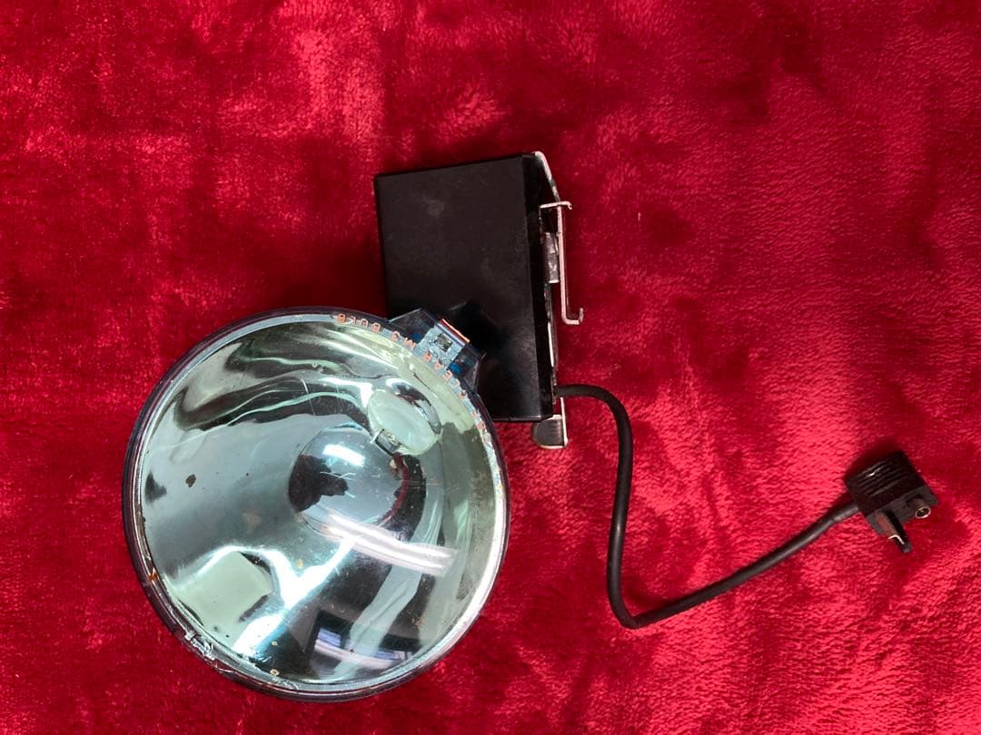 古いポラロイドカメラ