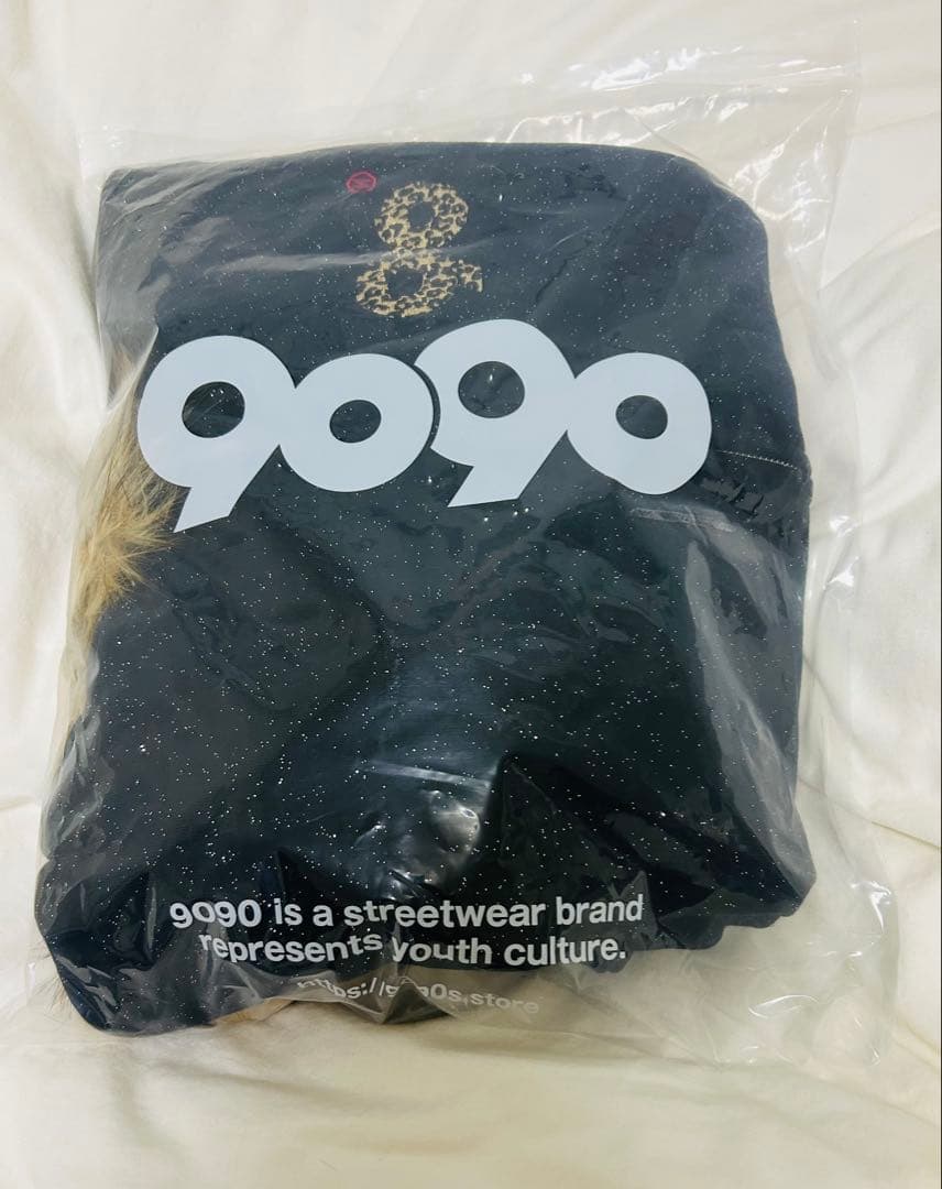 90 Logo Glitter Fur Zip Hoodie 限定価格