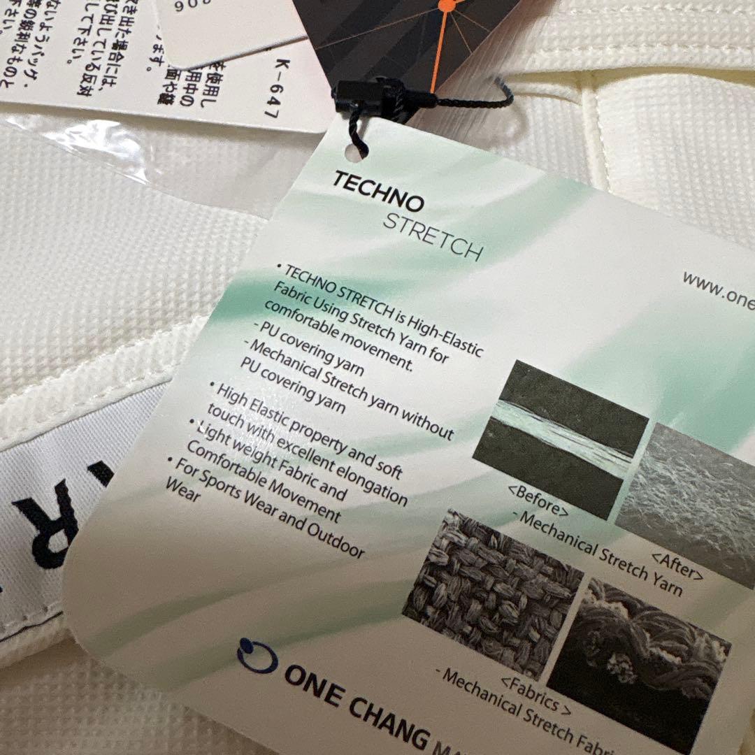 PEARLY GATES 中綿入れ防寒　ダウンレディースストレッチパンツ白ゴルフ