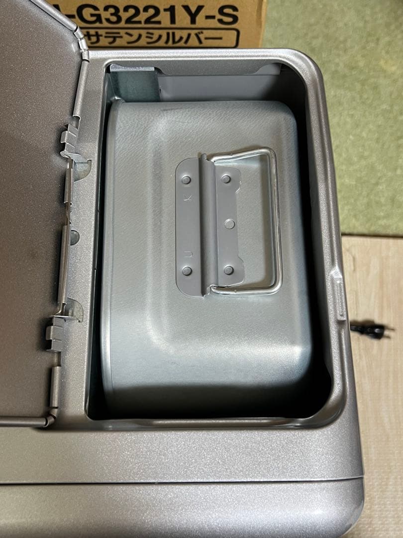 冬支度！CORONA 石油ファンヒーター FH-G3221Y-S