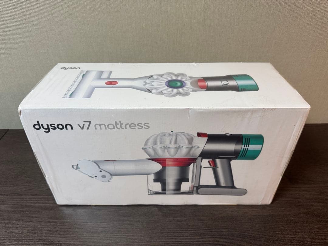 新品未使用未開封⭐︎Dyson V7 mattress ハンディクリーナー