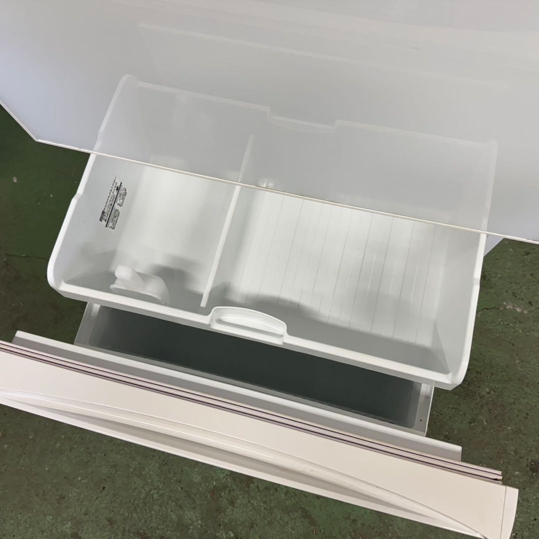 313★2017年製★東芝　冷蔵庫　大型　3ドア　自動製氷　ガラス扉　300L