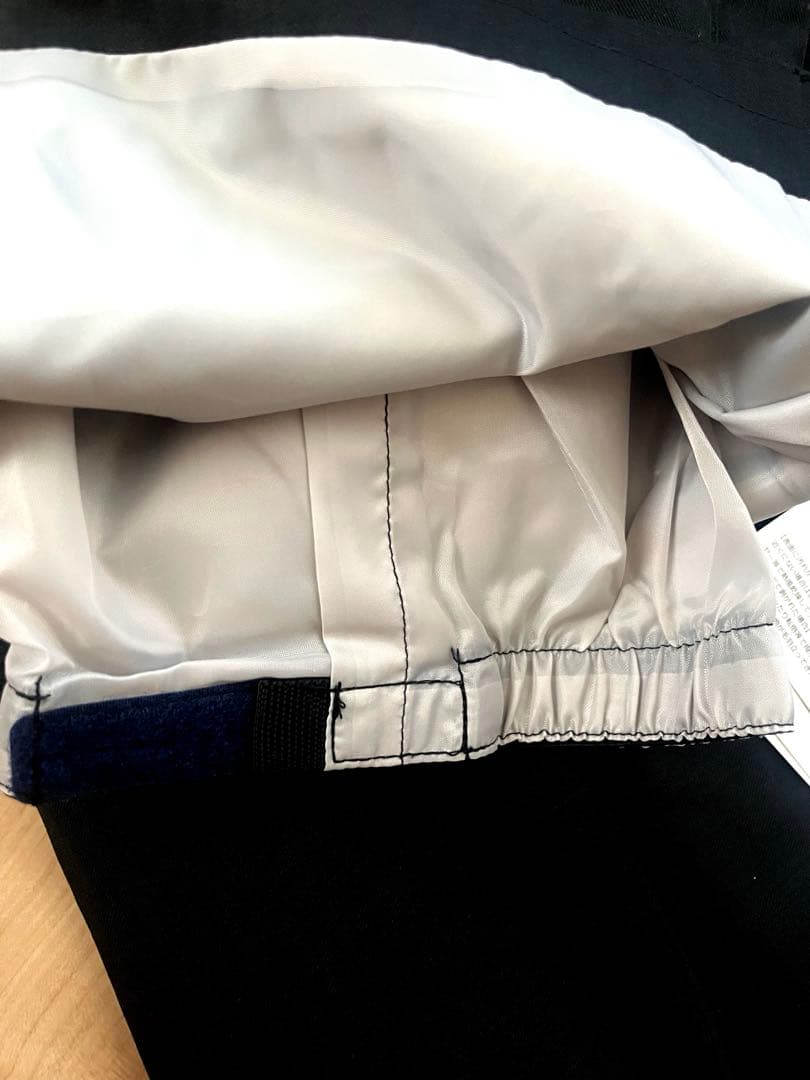 【新品・未使用】スノーウェア　ジャケット　ボトムス　グローブ　セット