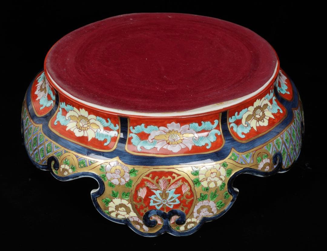 s*a様 有田焼 朱明窯 藤井朱明 染錦金彩獅子蓋孔雀図沈香壺 三段飾壺 特大9