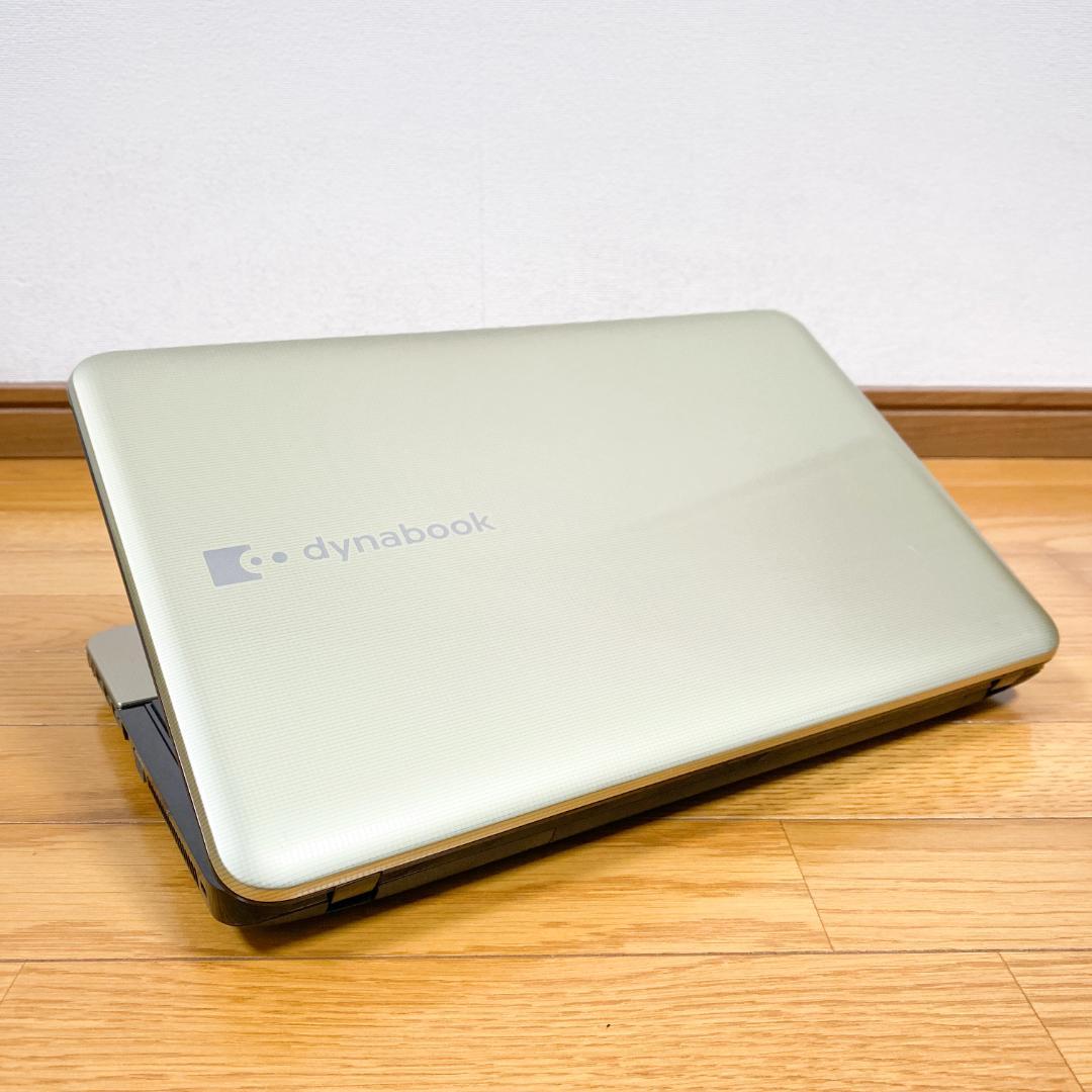 オフィス2021✨高性能4コアi7 SSD256 メモリ8 東芝ノートパソコン金