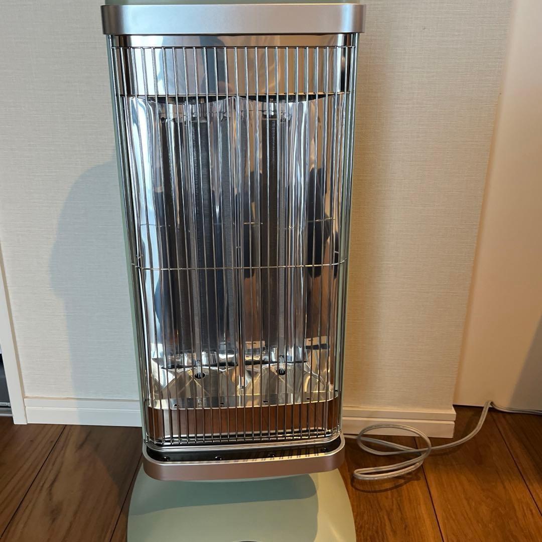 アラジン　グラファイトヒーター Aladdin CAH-2G10A