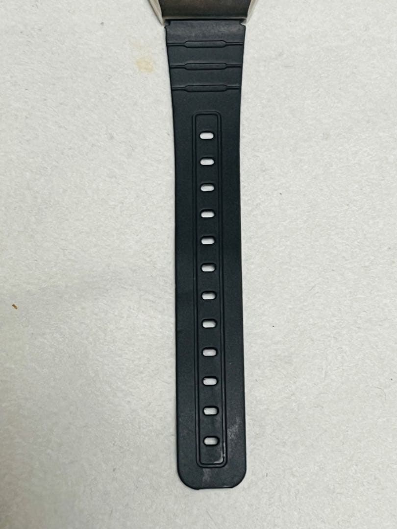 SANYOサンヨー359-21C デジタル腕時計　電池:/ベルト新品　稼働品