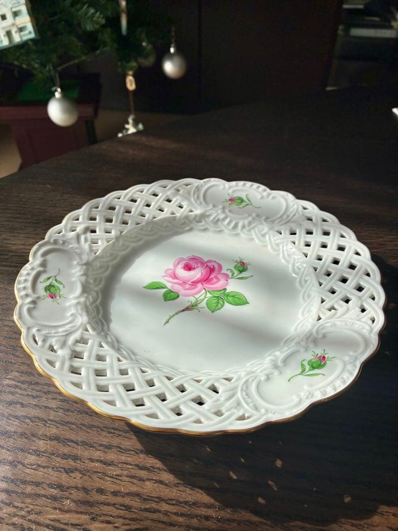 マイセン　ピンクローズ　21cm レースプレート 金彩エッジ