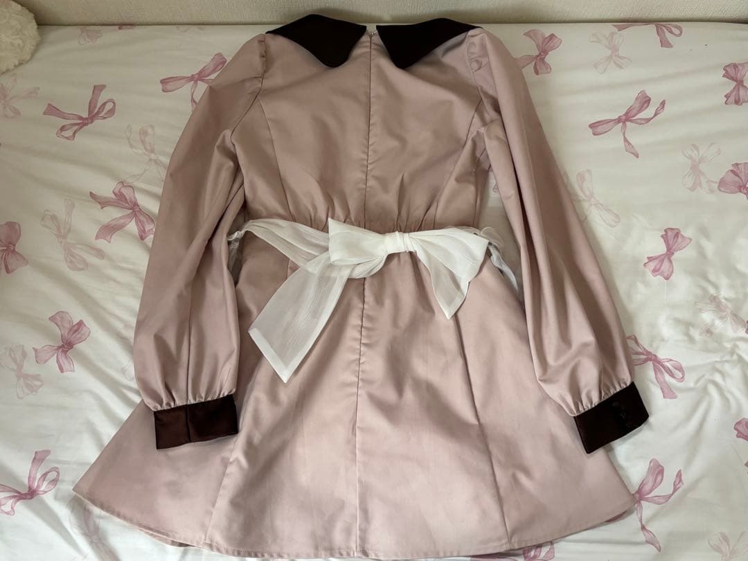 ピウム melty chocolate フリルエプロンワンピース