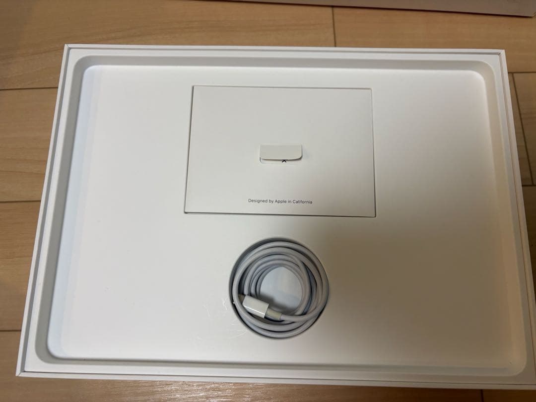 超美品　Apple MacBook Pro13 スペースグレイ バッテリー正常