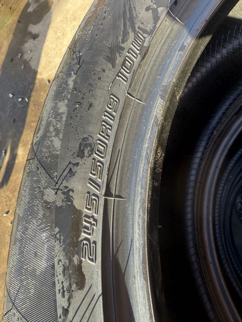 245/50R19 タイヤ 4本セット　2024年制