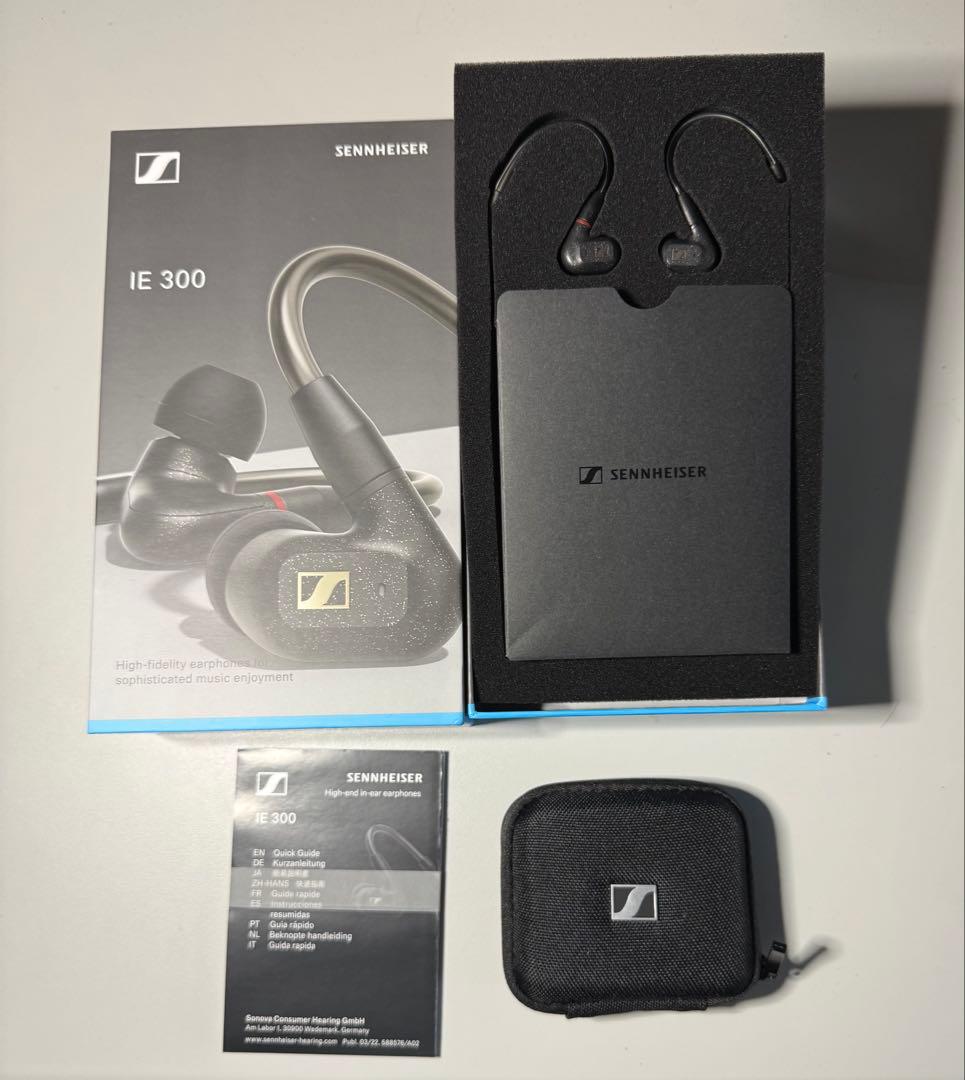 イヤホン　ゼンハイザー　IE300 有線