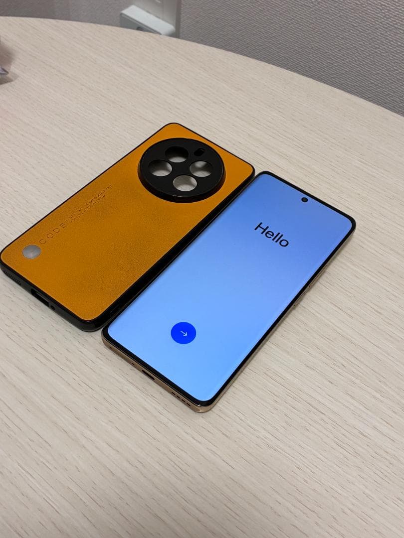 【美品】realme 12 Pro+ 5G (12GB/512GB) ベージュ