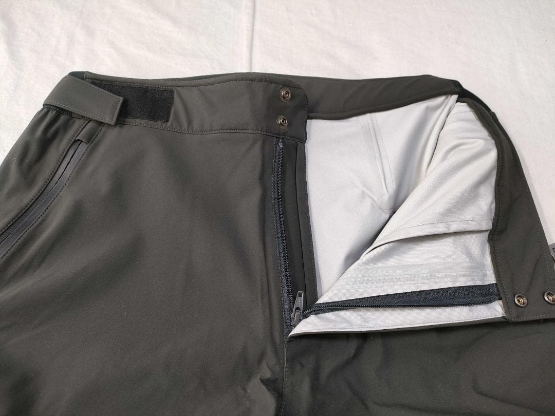 新品未使用 finetrack エバーブレス スノーラインパンツ L レディース