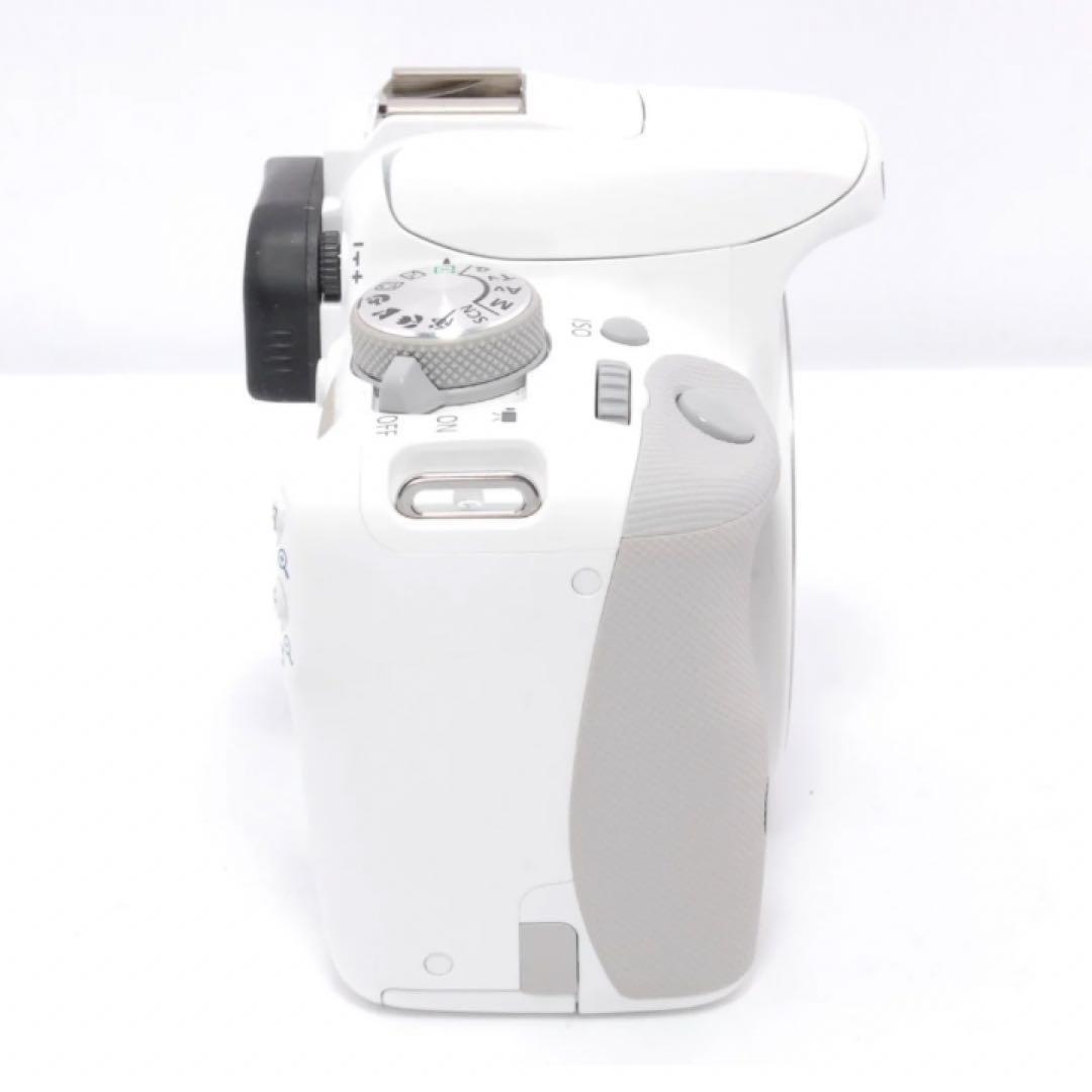 ショット数わずか4392枚⭐️Canon kiss X7 ホワイト⭐️カメラ女子