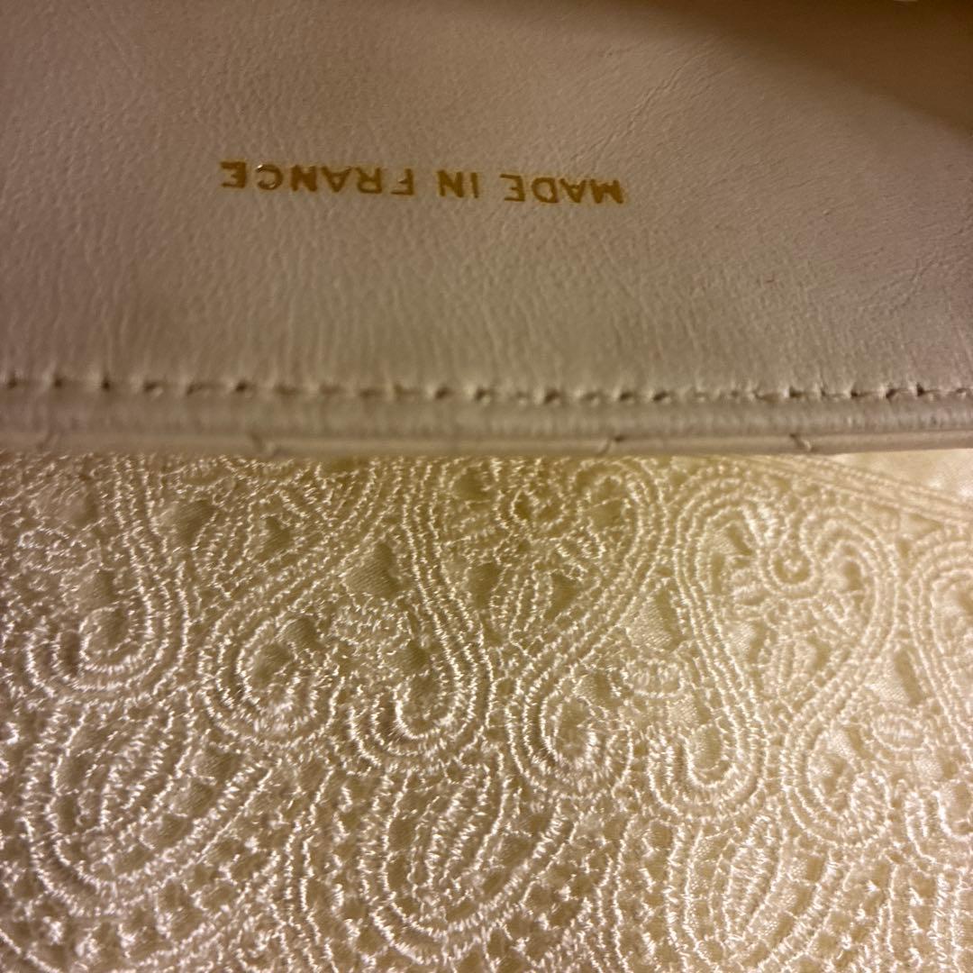 CHANEL（シャネル）のヴィンテージショルダーバッグ、ホワイトラムスキン