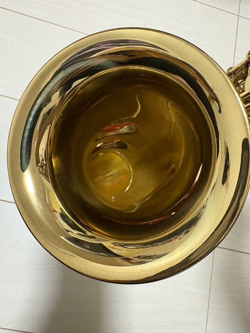 サックス本体 ゴールド ハードケース付き