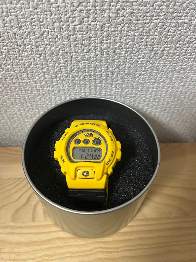 G-SHOCK イエロー デジタル腕時計