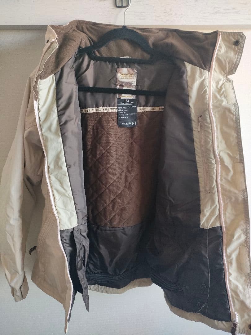 美品　レディース　スキーウェア　スノーボードウェア　フェニックス　11号　M