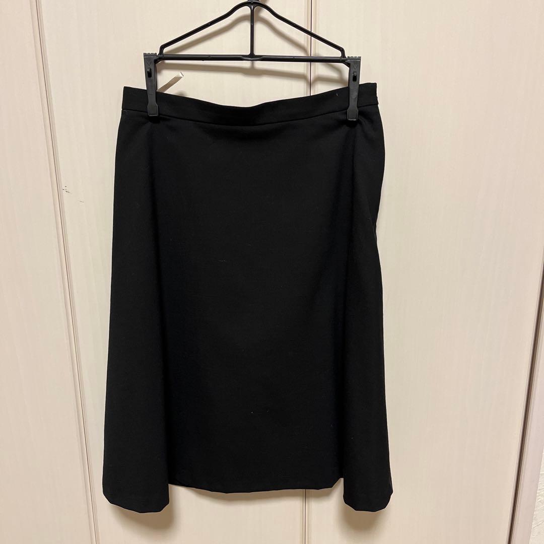 バーバリーブルーレーベル　スカート2枚付き(1枚タグ付き新品)