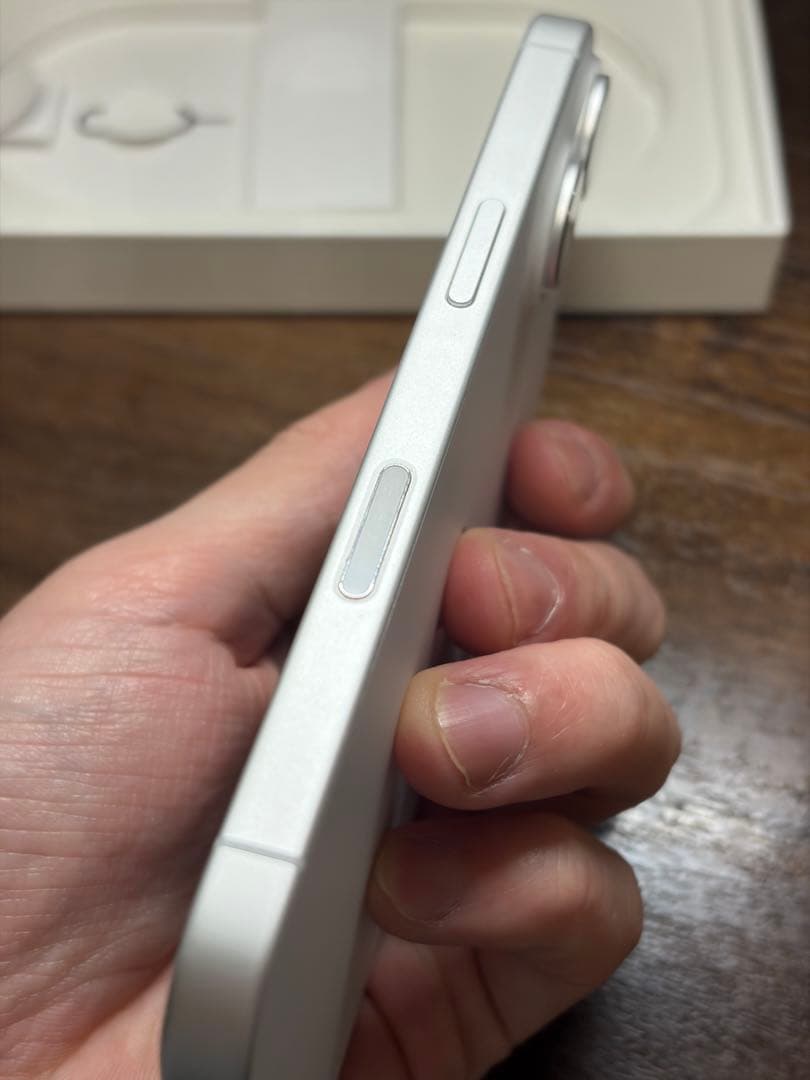 Apple iPhone 16 ホワイト 256GB 本体