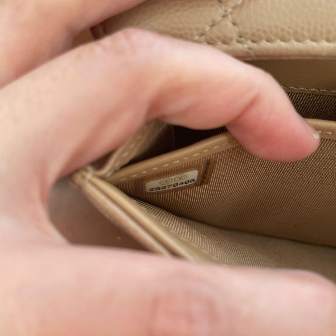 シャネル 長財布 キャビアスキン ベージュ ショルダーストラップ付き