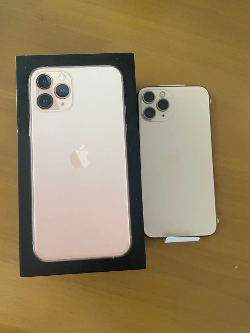 iPhone 11 Pro ゴールド 256GB 本体　SIMロックなし