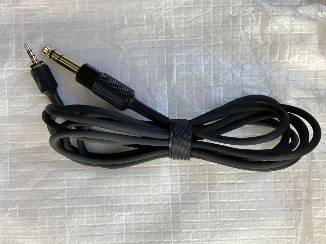 ソニー スタジオ用ヘッドフォン MDR-M1ST