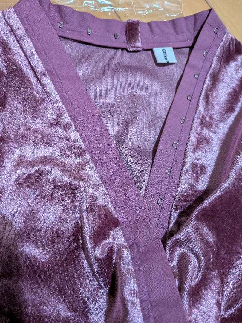 均一セール❗️新品♥Chika Kisada チカキサダ　ベロアトップス　ピンク