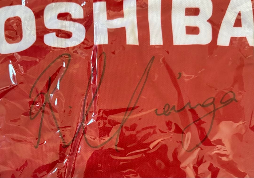 東芝ブレイブルーパス リッチーモウンガ 直筆サイン入りレプリカジャージ